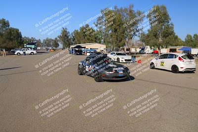 media/Oct-29-2022-CalClub SCCA (Sat) [[e05833b2e9]]/Around the Pits/